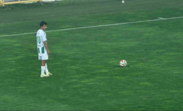 Nesine 3.Lig: Malatya Yeşilyurtspor: 2 Hacettepe A.Ş. Türk Metal 1963 Spor: 3