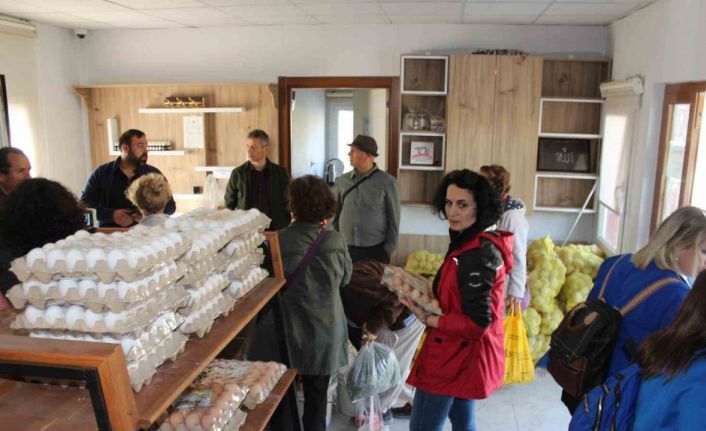 NÖHÜ’de ’agro turizm’ uygulamalarıyla elma hasadı gerçekleştirildi