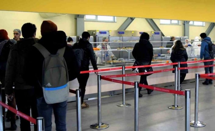 Öğrenciler arası yemek hakkı paylaşımı artık mümkün