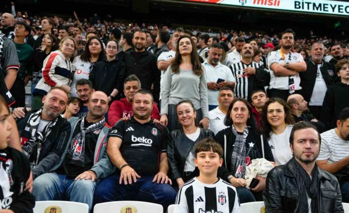 Öğretmenler, Tüpraş Stadyumu’nda ağırlandı