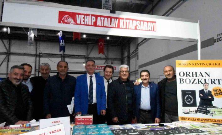 Orhan Bozkurt, "Suskun Kentin Çığlığı" ile okurlarıyla buluştu