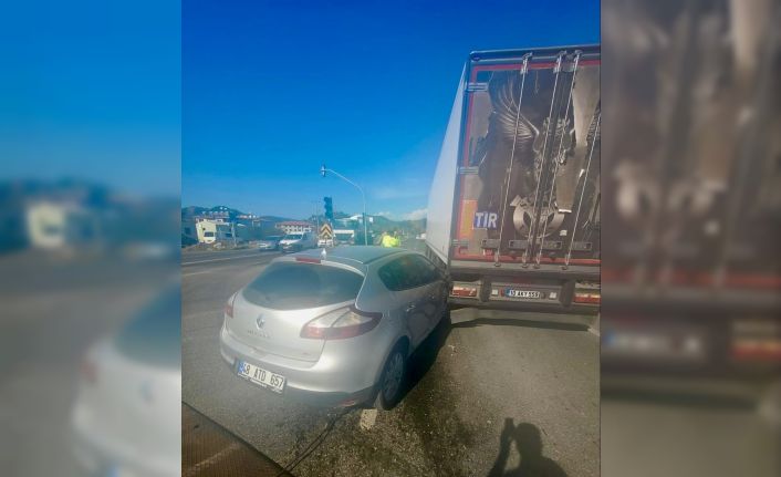 Ortaca Hal Kavşağı’nda trafik kazası: 1 yaralı