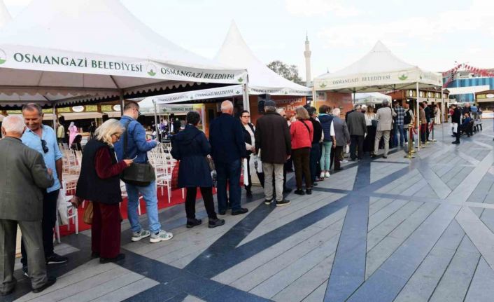 Osmangazi Kitap Fuarı 8’inci gününde de doldu taştı
