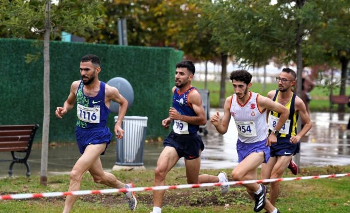 Osmangazili atletler Portekiz biletini kaptı