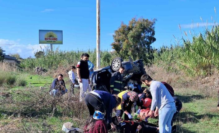 Otomobil şarampole yuvarlandı: 3 yaralı