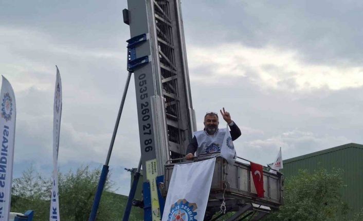 Öz İplik-İş Sendikası eylemlerine Karesi Tekstil’den engelleme