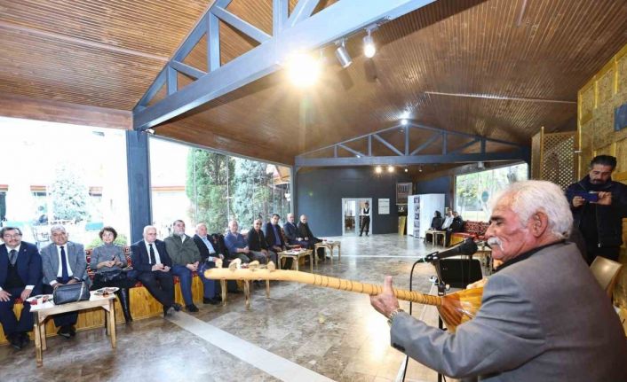 Ozanlar; 65 yaş üstü muhtarları konuk etti