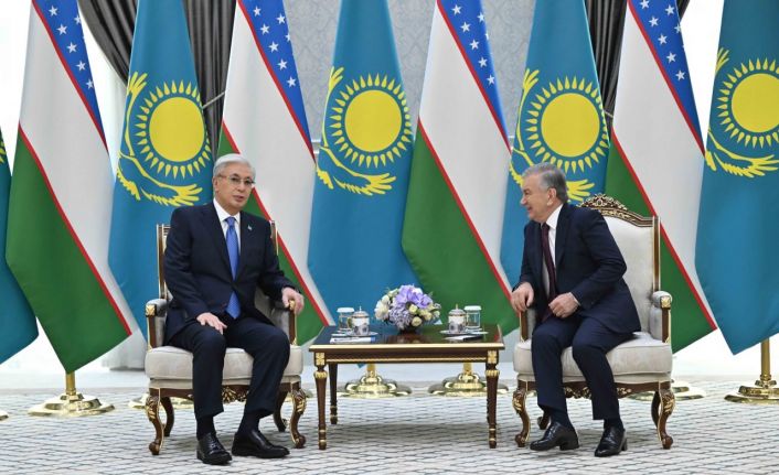 Özbekistan’dan Kazakistan Cumhurbaşkanı Tokayev’e "Yüksek Dereceli Dostluk" Nişanı