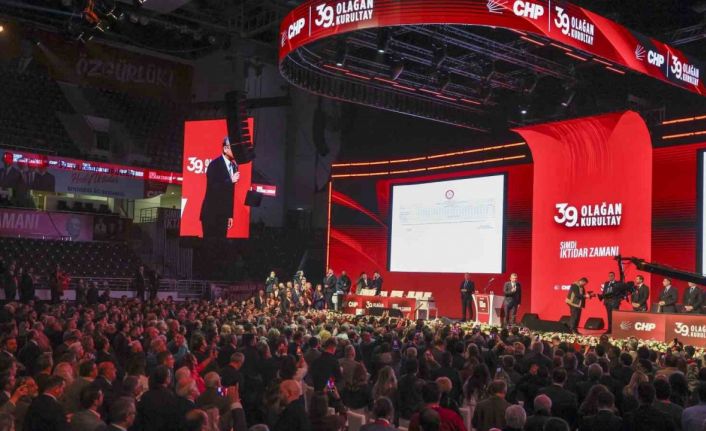 Özgür Özel, yeniden CHP Genel Başkanı seçildi