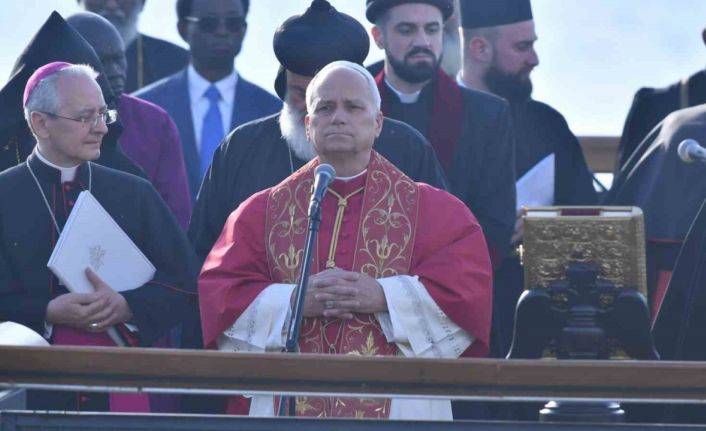 Papa’dan İznik’e tarihi ziyaret ve tarihi ayin...