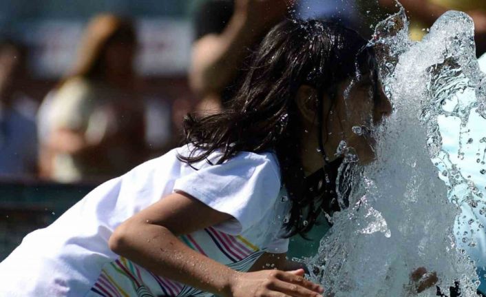 Pastırma sıcakları Adana’da etkili oluyor