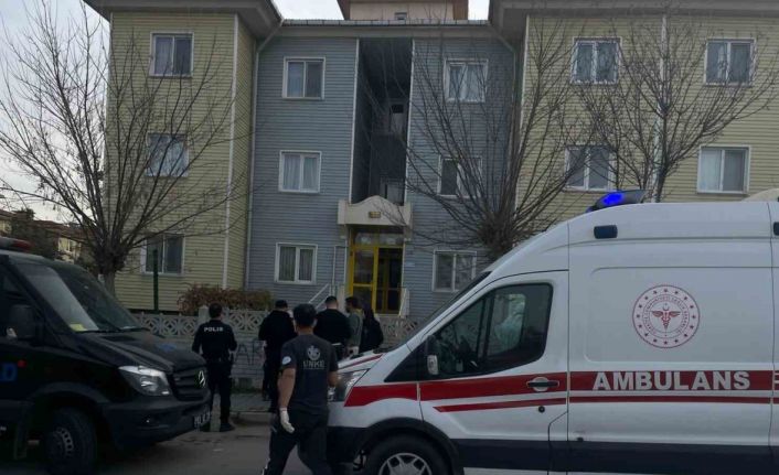 Patates kızartmasından zehirlendikleri iddiasıyla anne ve 3 çocuğu hastanelik oldu