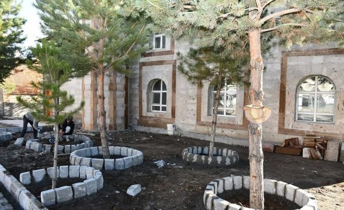 Patnos Belediyesi hizmette hız kesmiyor