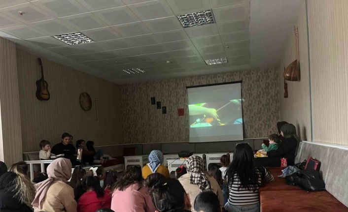 Patnos gençlik merkezinde sinema etkinliği ilgi gördü