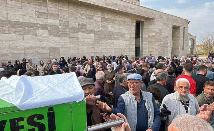 Pencereden düşen Ebru öğretmene son görev