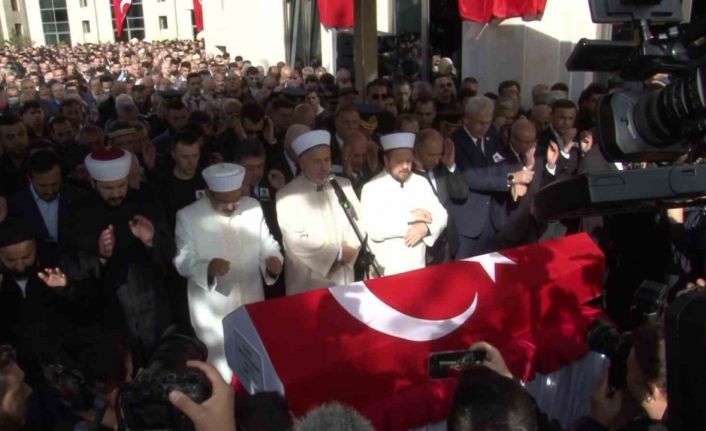 Pilot Hasan Bahar son yolculuğuna uğurlandı