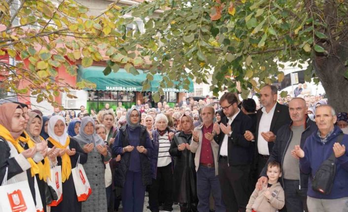Pınarhisar’da 57 kişilik umre kafilesi dualarla uğurlandı