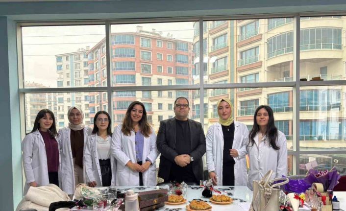 Pursaklar Belediyesi’nden öğretmenlere tatlı sürprizi