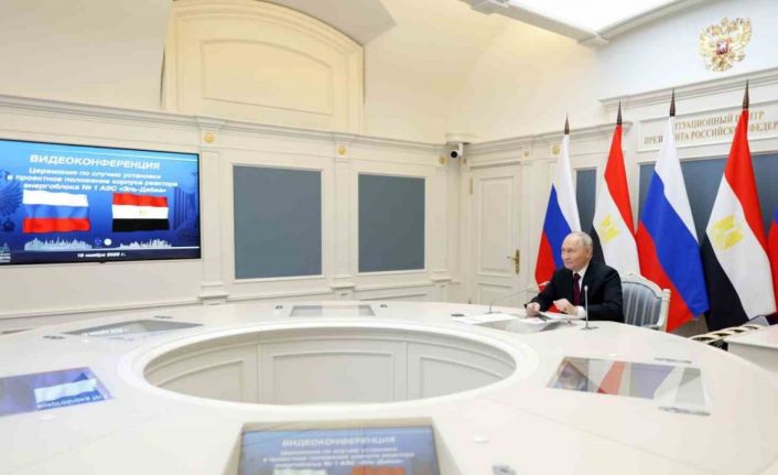 Putin ve es-Sisi, Mısır’da inşa edilen El-Dabaa Nükleer Santrali için düzenlenen törene katıldı