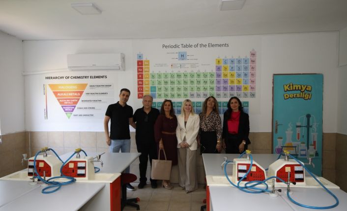 Rektör Özkan, mezunu olduğu okulun yenilenmesine destek verdi