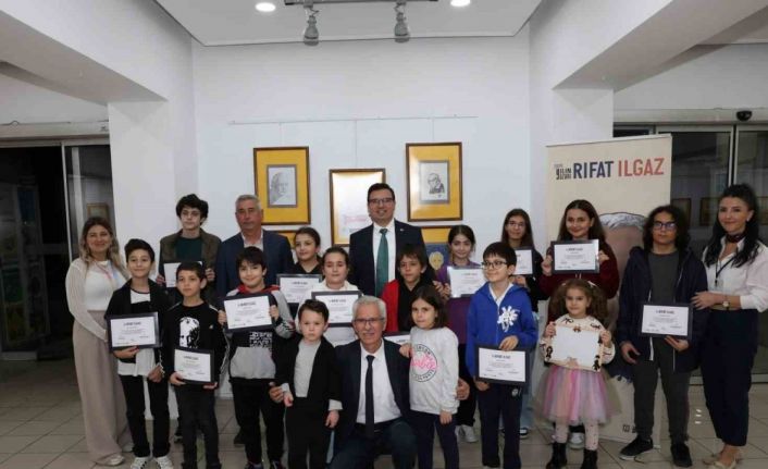 Rıfat Ilgaz’ın Öksüz Civciv’i çocukların karikatürlerinde hayat buldu