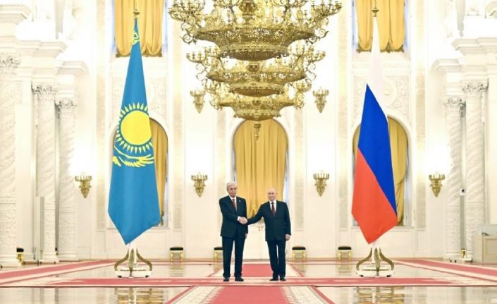 Rusya ve Kazakistan ilişkilerini kapsamlı stratejik ortaklık seviyesine çıkardı