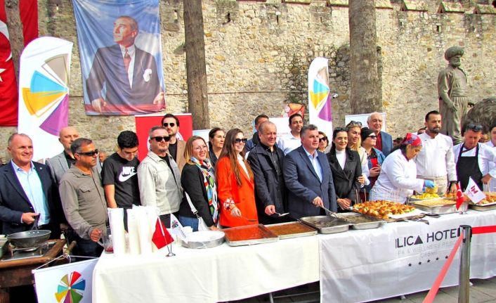 Sadık Doğruer: "Kültür Yolu Festivali’nin En Dolu Noktası Çeşme Oldu"