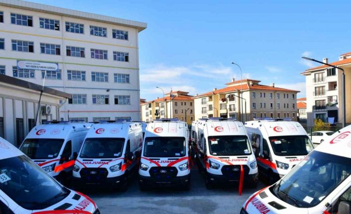 Sağlık Bakanlığı’ndan Gaziantep’e 16 yeni ambulans