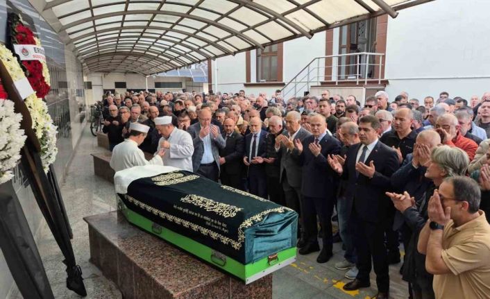 Şahin, son yolculuğuna uğurlandı