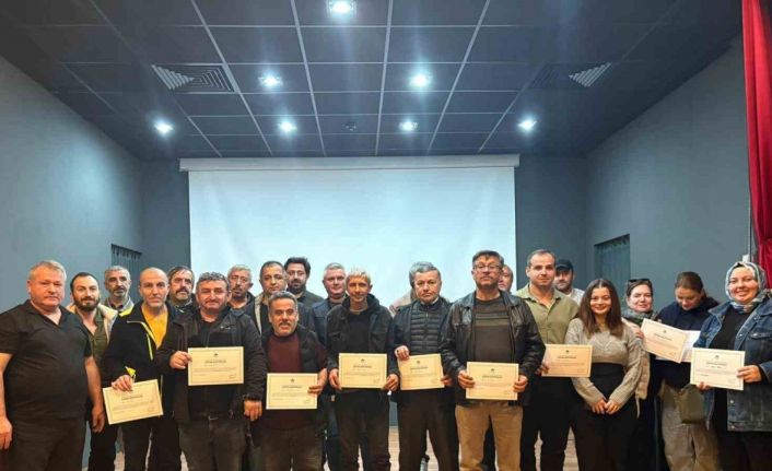 Sakarya Büyükşehir’in uzmanları evcil hayvanlarla ilgili bilinmesi gerekenleri anlattı