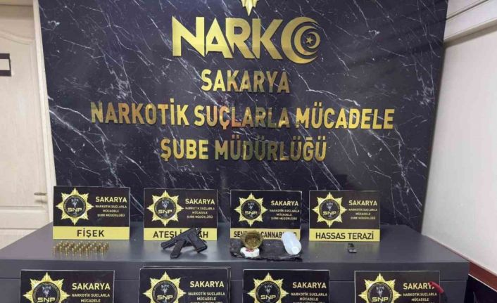 Sakarya’da uyuşturucu operasyonu: 3 gözaltı