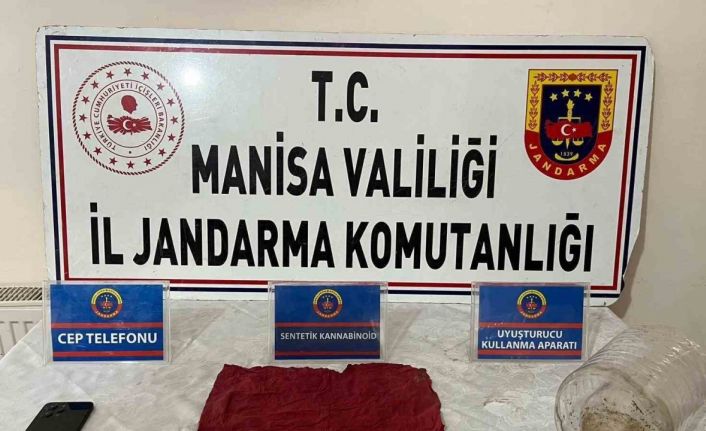 Salihli’de kaçan şüpheliden uç bonzai ele geçirildi