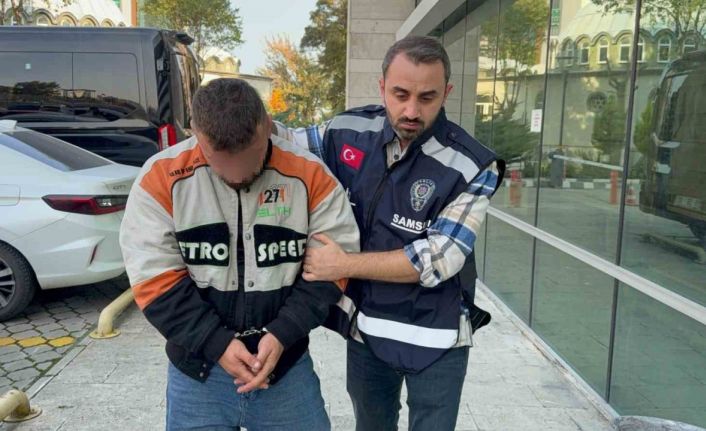 Samsun’da uyuşturucu hapla yakalanan şahıs adliyeye sevk edildi