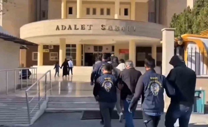 Şanlıurfa merkezli dolandırıcılık operasyonu: 5 tutuklama