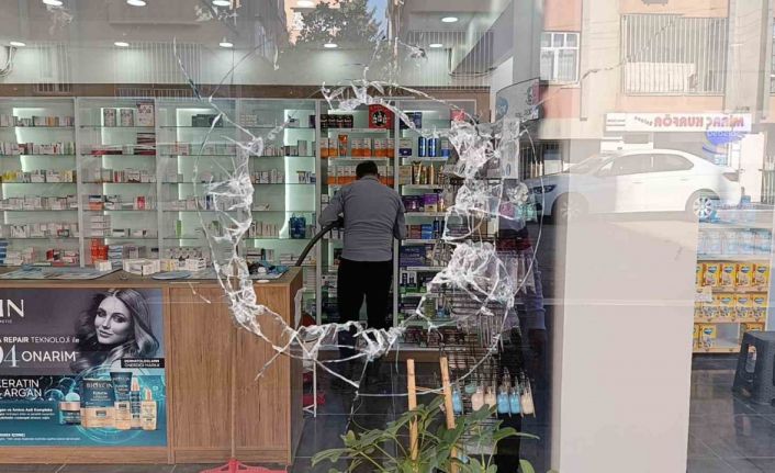 Şanlıurfa’da eczaneye silahlı saldırı