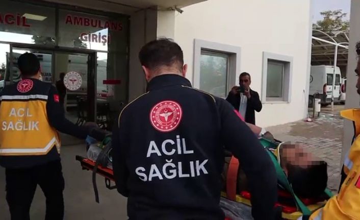 Şarampole yuvarlanan otomobildeki 5 kişi yaralandı