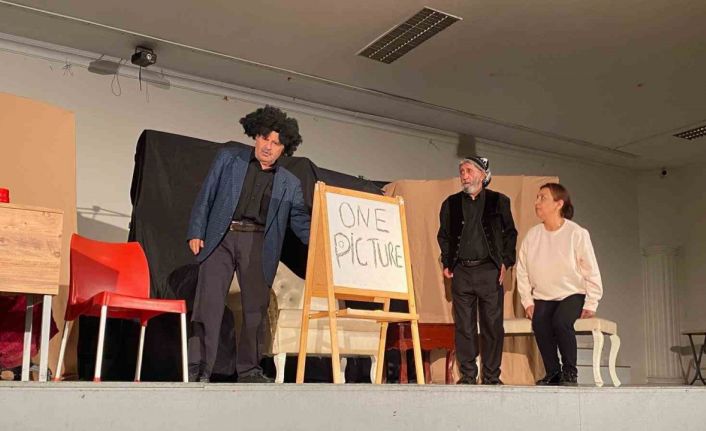 Sarıgöl’de tiyatro etkinliği büyük beğeni topladı