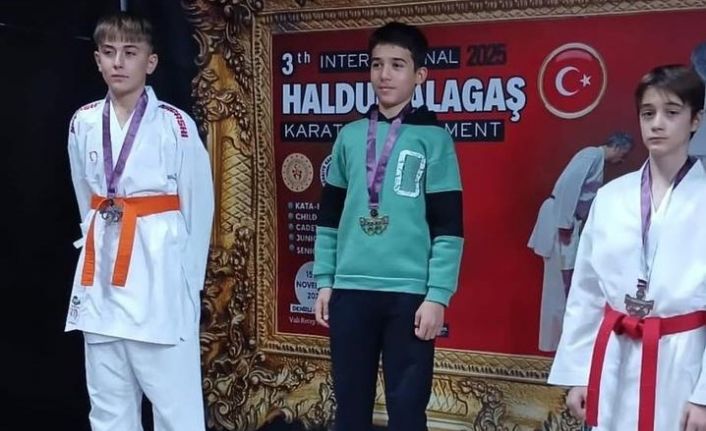 Sarıgöllü sporcu Denizli’de gümüş madalya kazandı