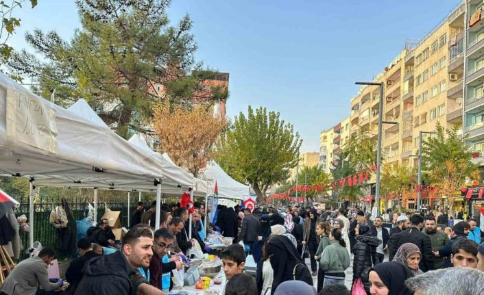 Siirt’te Gazze için iki günde 2 milyon 758 bin TL yardım toplandı