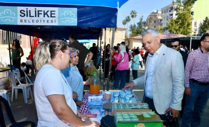 Silifke’de el emeği ürünler sergilendi
