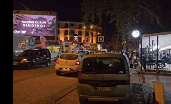 Sındırgı’da deprem paniği