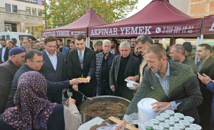 Sındırgı’da deprem sonrası toplumsal dayanışma