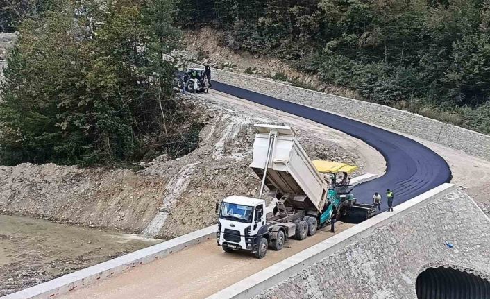 Sinop’ta kırsala 387 kilometre asfalt