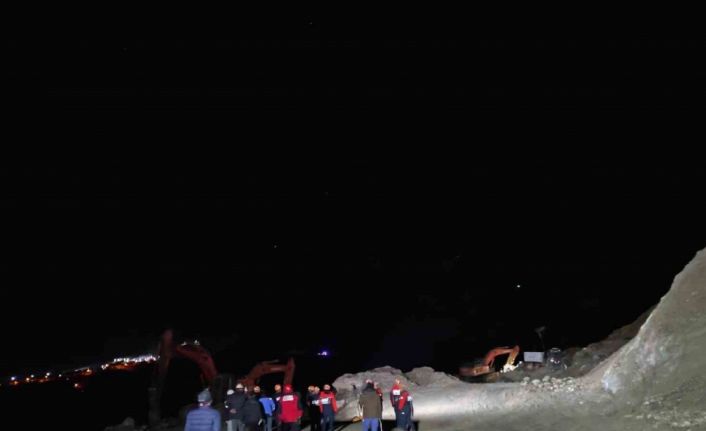 Sivas’ta maden ocağında göçük: 1 işçiyi kurtarma çalışmaları sürüyor