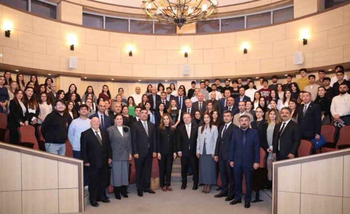 SOCAR Türkiye’nin öncülüğünde hazırlanan ’Project Finance’ kitabının tanıtımı gerçekleştirildi