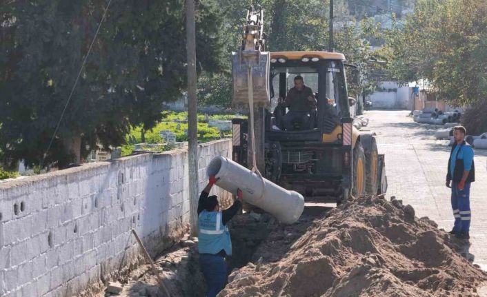 Söke’de yağmur suyu hattı çalışmaları sürüyor