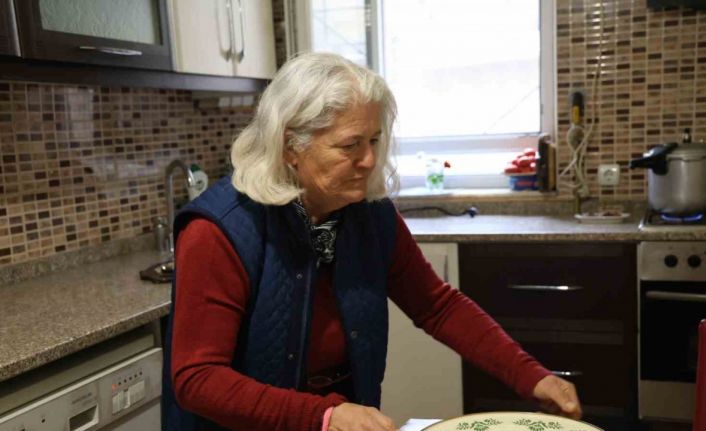 Söylediklerini sadece kendisi anlıyor