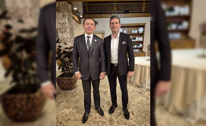 Suat Hekimoğlu, World Boxing başkanlık seçimleri için Roma’da