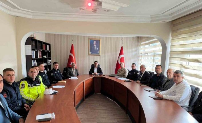 Susuz’da kış tedbirleri toplantısı yapıldı