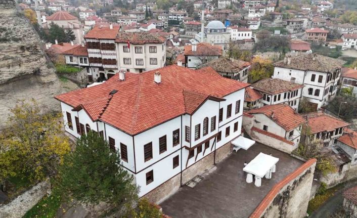 Tarihi rüştiye binası "Kalealtı Eğitim ve Kent Tarihi Müzesi"ne dönüştü